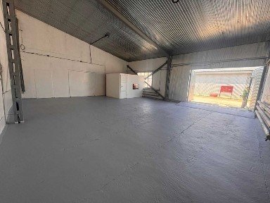 Сдается отапливаемый склад 200 м² с офисными помещениями