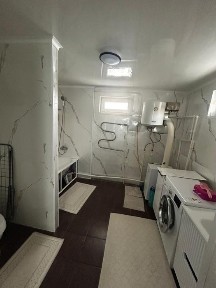 Продается дом гараж