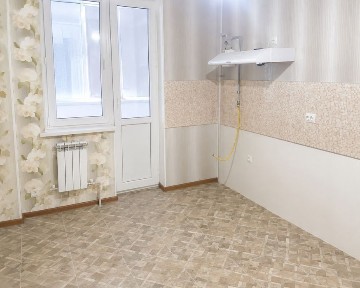 Продам 4-х комнатную квартиру