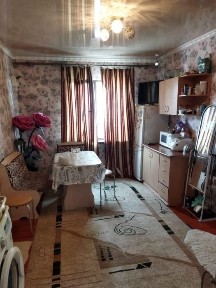 Продам дом теплый, светлый, 4 комнаты, гараж, хоз постройки 6 соток.