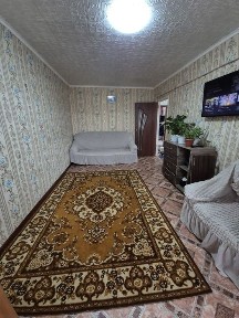 Үш бөлмелі үи сатылат