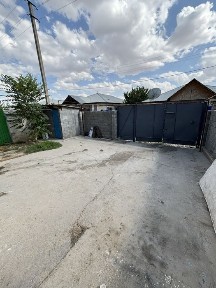 4 соттық жерімен үй сатылады