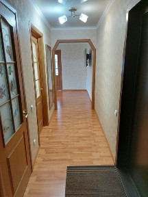 Продам квартиру 3х комнатную. Торг