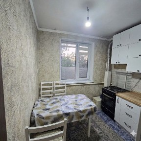 Продаётся 2-х комнатная квартира, Сураншы Батыр дом 34 квартира 2