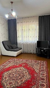 продам 2-х комнатную квартиру в центре города