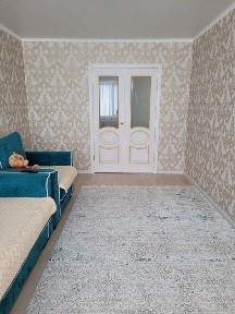Продам 3-х комнатную улучшенную квартиру в 4мкр г. Аксу.