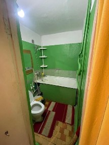Продам 2ком квартиру, в хорошем районе. районе.