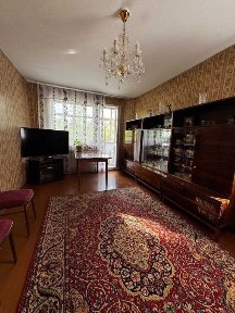 продам 3-х комнатную квартиру р-н маг Азия