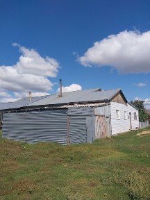 Продаеться дом в пригороде г Щучинск Бурабайского района, с Карашилик.