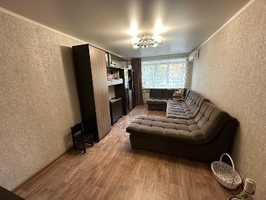 3-х ком. квартира в районе 10 школы!