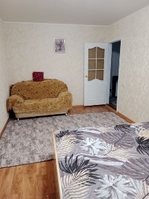 Почасово, посуточно 1к, кв. Алтай, 101, 8 микр.