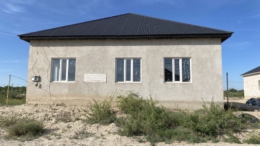 Мкр Наурыз аймағынан Тулеков көшесінен толық аяқталмаңан уй сатылады!