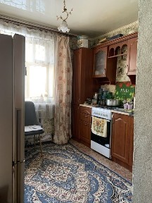 Продам квартиру для жилья и для бизнесса район дальней окна выходят на