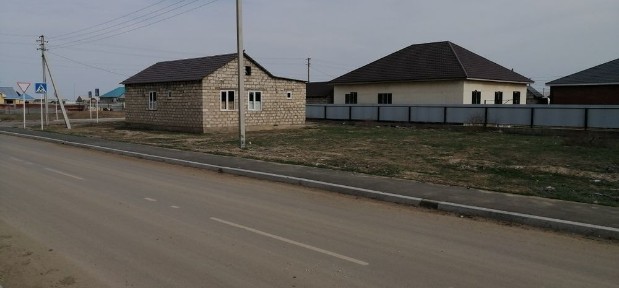 Продажа дом в Ақжар углавои хорошое места рядам школа и детский сад ик