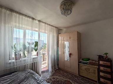 2хкомн кв в 12 мкр, 7д, 3 эт