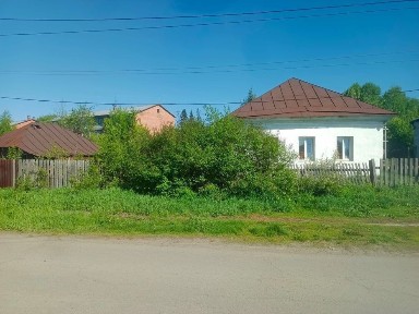 Продам дом недалеко от центра