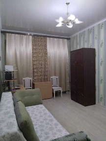 3-х комнатная квартира, сталинка, 1 этаж 2 этажного дома
