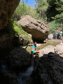 ЖК Жас Отау не угловая