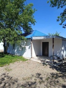 Ауэзова 1 первая линия, рядом омтановка