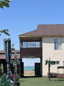 Сдаются домики на берегу озера!