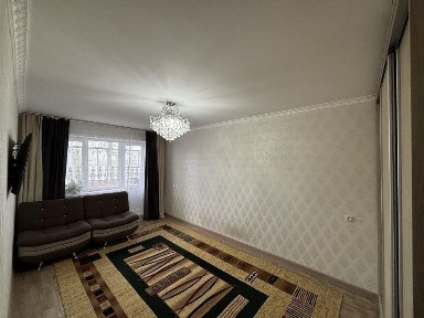 Продам 3-х комнатную квартиру (5мкр)