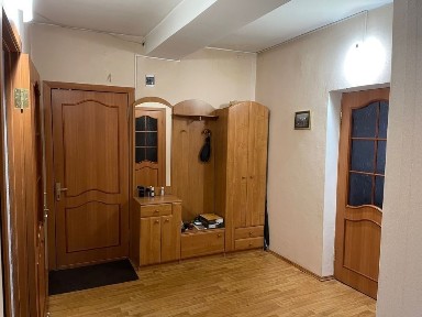 Продам 3-х комнатную квартиру киевской планировки в центре Кокшетау