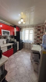 3 комнатная квартира рн Пирамиды 27300