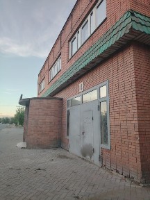 Сдам в аренду на 1 линии под СТО, оптовой склад розничный склады маг