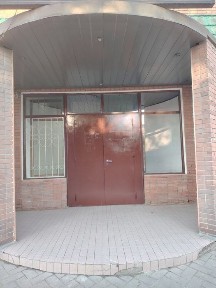 Сдам в аренду на 1 линии офисное помещение