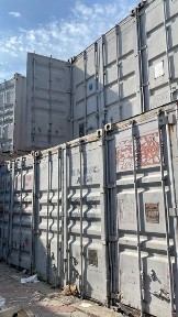 Сдам в аренду судовые (морские) контейнеры (40-тонники) под склад.