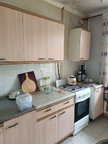 Продам квартиру 2-х комнатную микр 6 ул. планировка