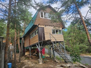 4 дома, Пирс, причал, землю 16 сот, стоянки, скважины, И. Т. Д. 85мил