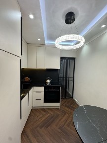 Продам квартиру в центре Алматы