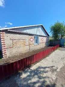 Продам бревенчатый дом в с. Соколовка 38.км. от города