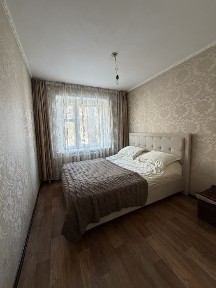 Продам 4х комнатную квартиру