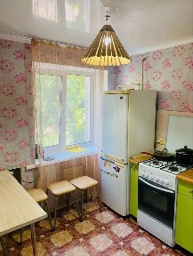 Сдам 1-2 квартиры посуточно колхозный рынок