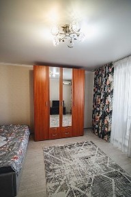 Квартира посуточно Алем Плаза