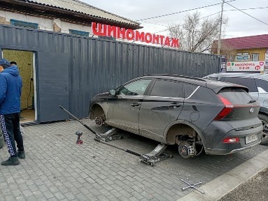 Требуются шиномонтажники стадиона Спартак
