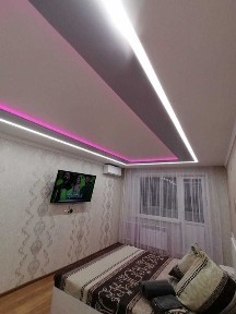Часы/ночь/сутки отличная квартира в центре на Артуре - Назарбаева 33
