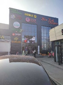 Место на фудкорте (27 кв. м за 600 тыс тенге)