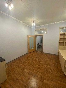 Сдается офис 1-й этаж в БЦ, 32 кв. м