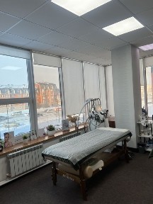 Сдается место в студии эстетики левый берег