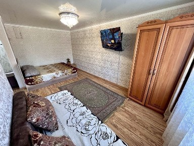 Сдам посуточно 1-ком-ная квартира в центр КОНДИЦ, отчетные документы.