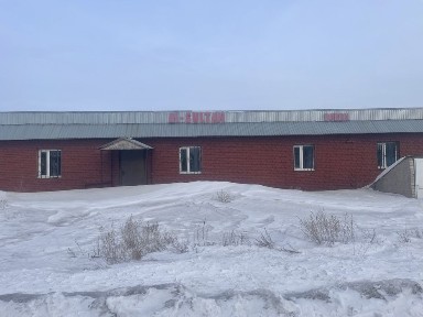 Продаеться здание длинна 22 метра ширина 7 с подвалом