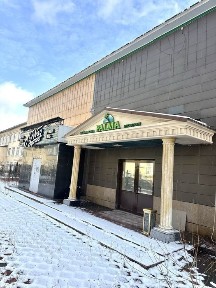 Продам отдельно стояшее здание 1405 кв. м. Серикбаева 5