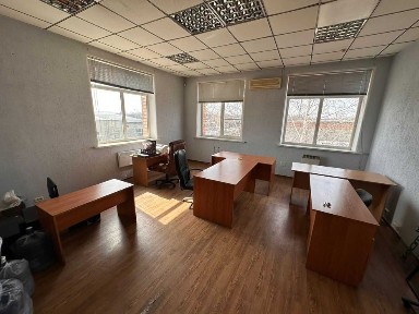 В продаже промбаза Абая 203/1