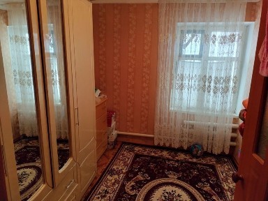 Продам дом состояние среднее в доме имеется горячая холодная вода