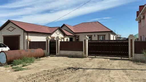 Продам частный дом город Атырау. Геолог
