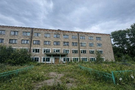Продам здание (бывшее общежитие)
