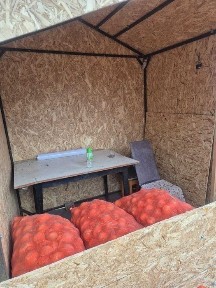 Продам домик 2×2 под торговлю